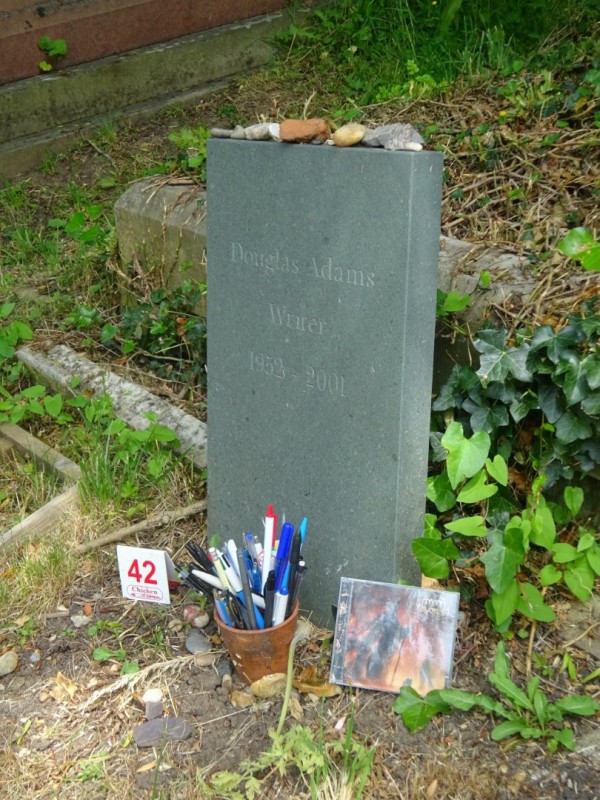 Highgate Cementary Douglas Adams.jpg